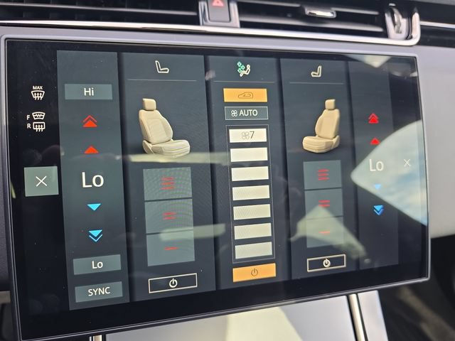 Certified 2025 Land Rover Range Rover Evoque S AWD/4WD image 27