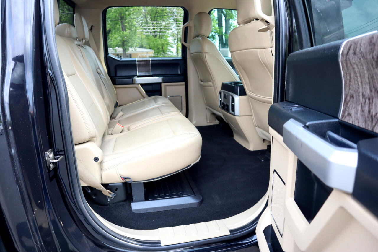 Used 2019 Ford F350 Lariat image 17