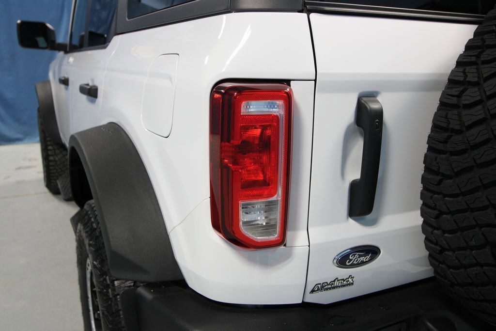 Used 2023 Ford Bronco Big Bend w/ Sasquatch Package image 34