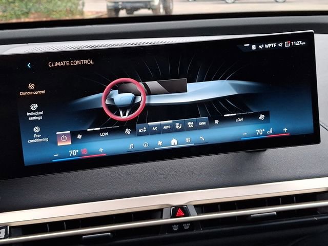 Used 2024 BMW iX xDrive50 w/ Premium Package image 20