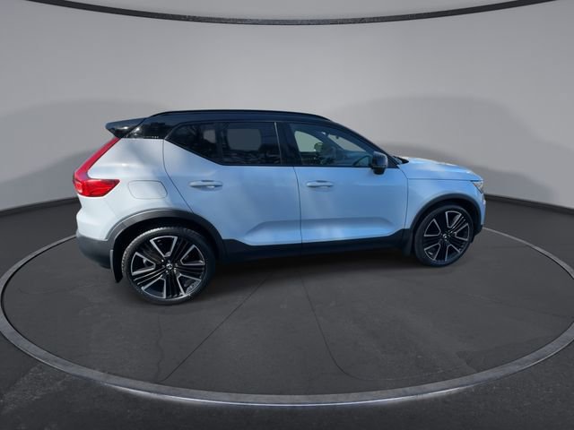 Used 2020 Volvo XC40 T5 R-Design image 15
