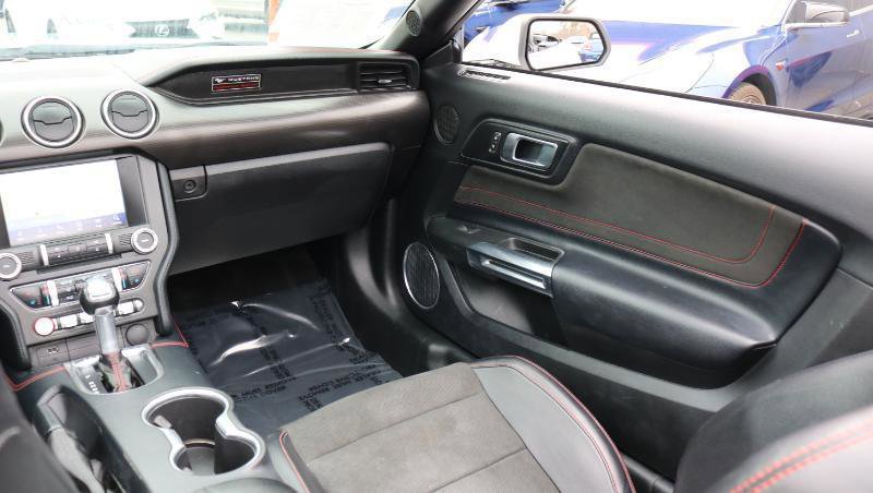 Used 2020 Ford Mustang GT Premium w/ Equipment Group 401A RWD image 20