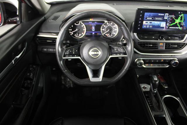 Certified 2023 Nissan Altima 2.5 SR w/ SR Premium Package FWD image 7