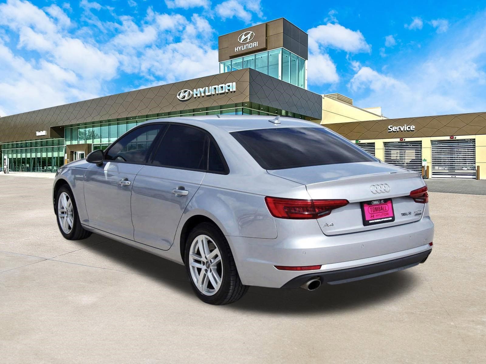 Used 2017 Audi A4 2.0T Premium image 8