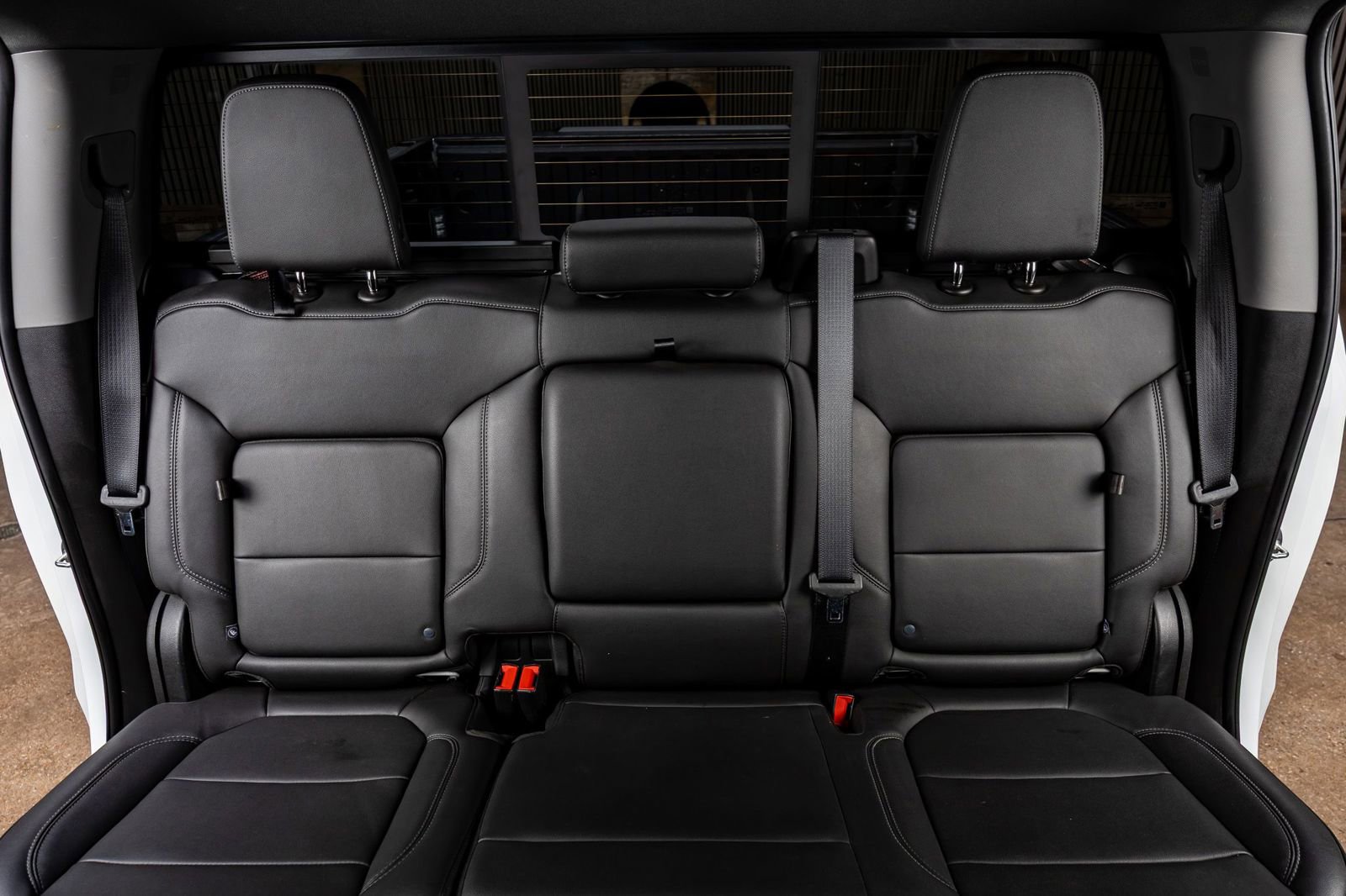 Used 2020 Chevrolet Silverado 1500 LT Trail Boss image 35