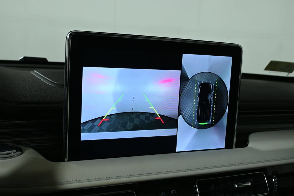 Used 2024 Lincoln Aviator Black Label AWD/4WD image 23
