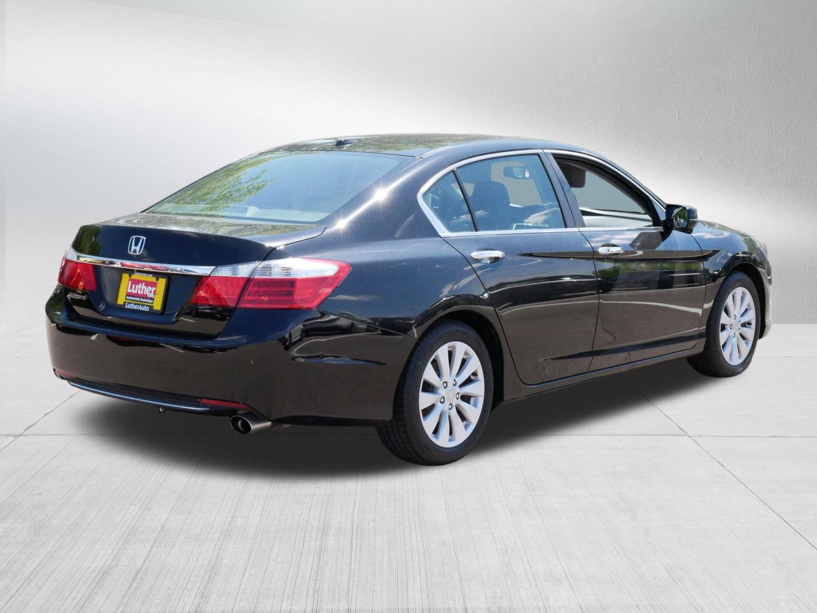 Used 2015 Honda Accord EX-L image 7