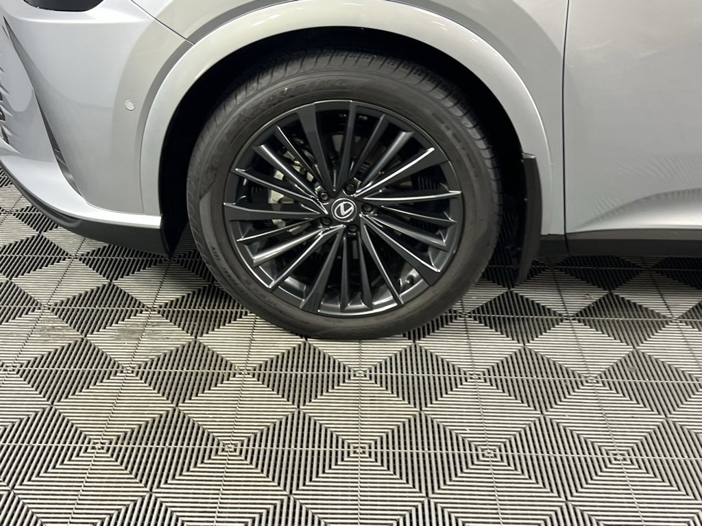 Used 2024 Lexus RX 350 Premium Plus image 11