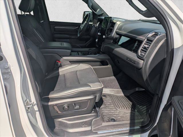 Used 2025 RAM 1500 Limited AWD/4WD image 19