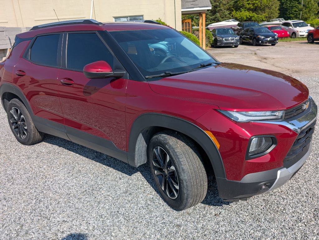 Used 2023 Chevrolet TrailBlazer LT image 3
