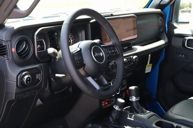 New 2025 Jeep Gladiator Rubicon w/ Safety Group image 15