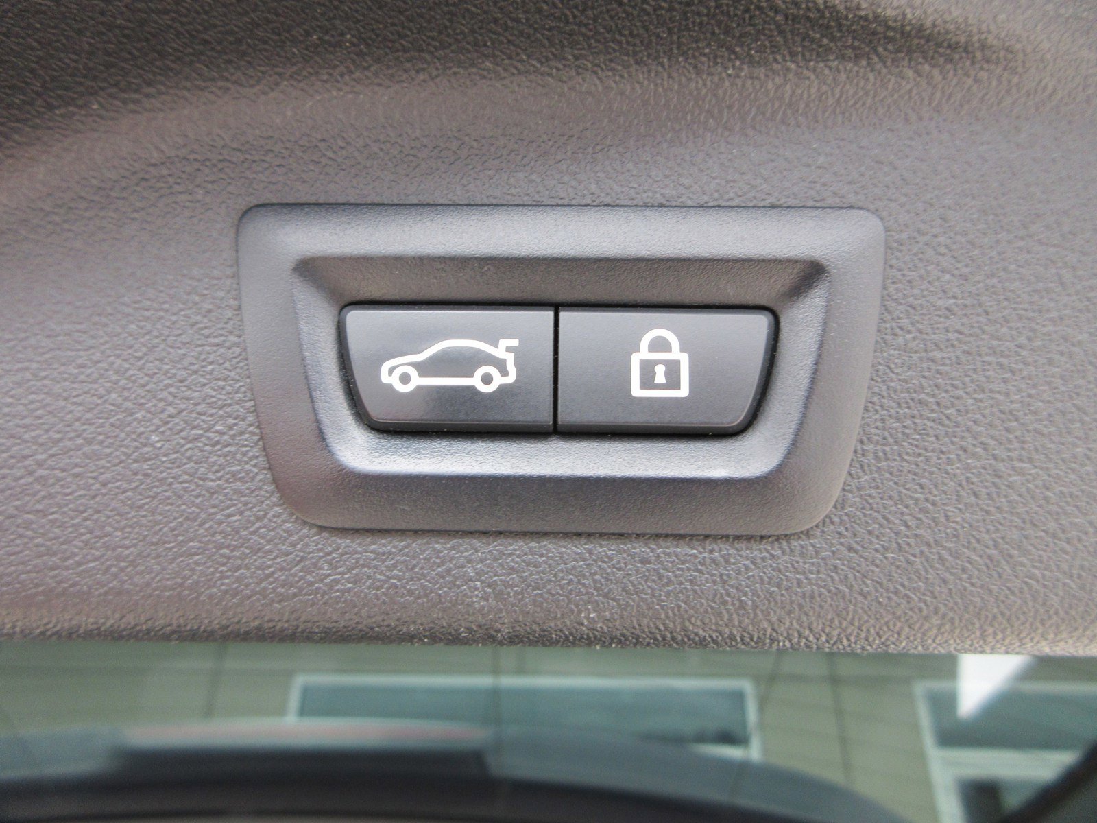 Used 2019 BMW X7 xDrive40i w/ M Sport Package image 58