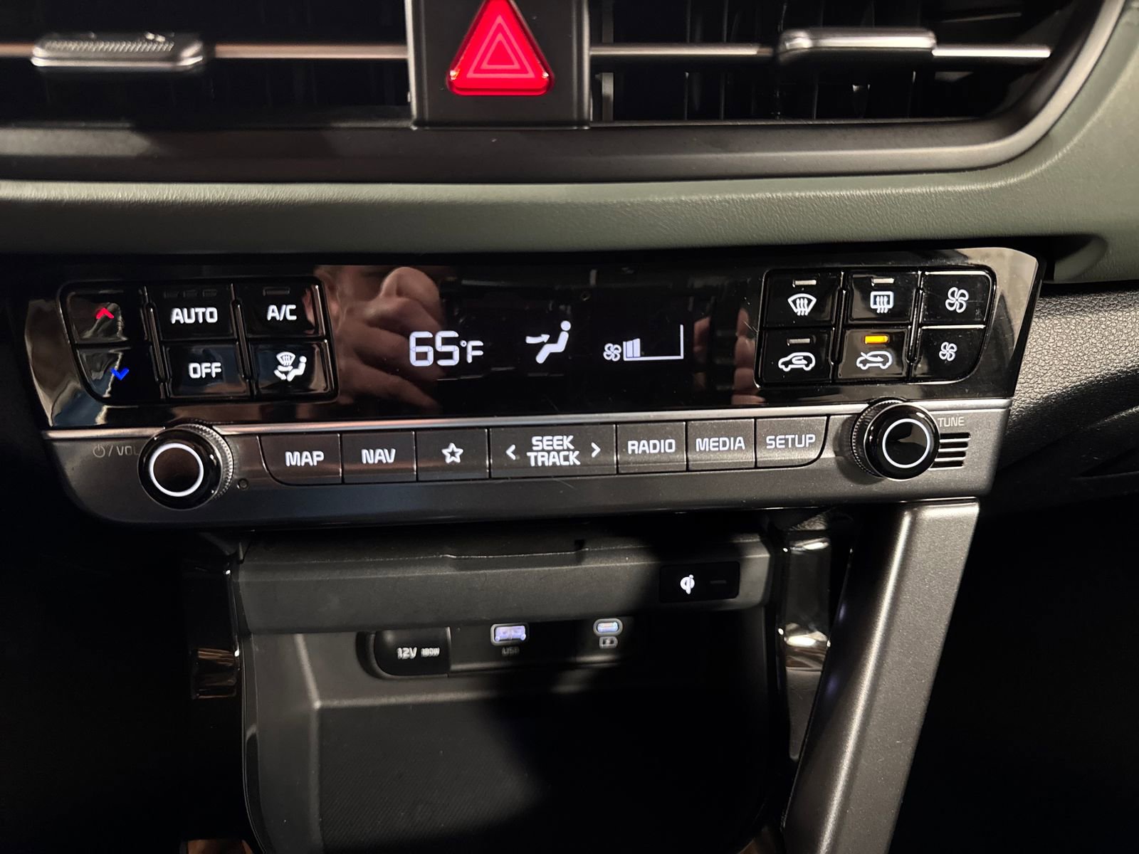 Certified 2024 Kia Seltos SX image 23