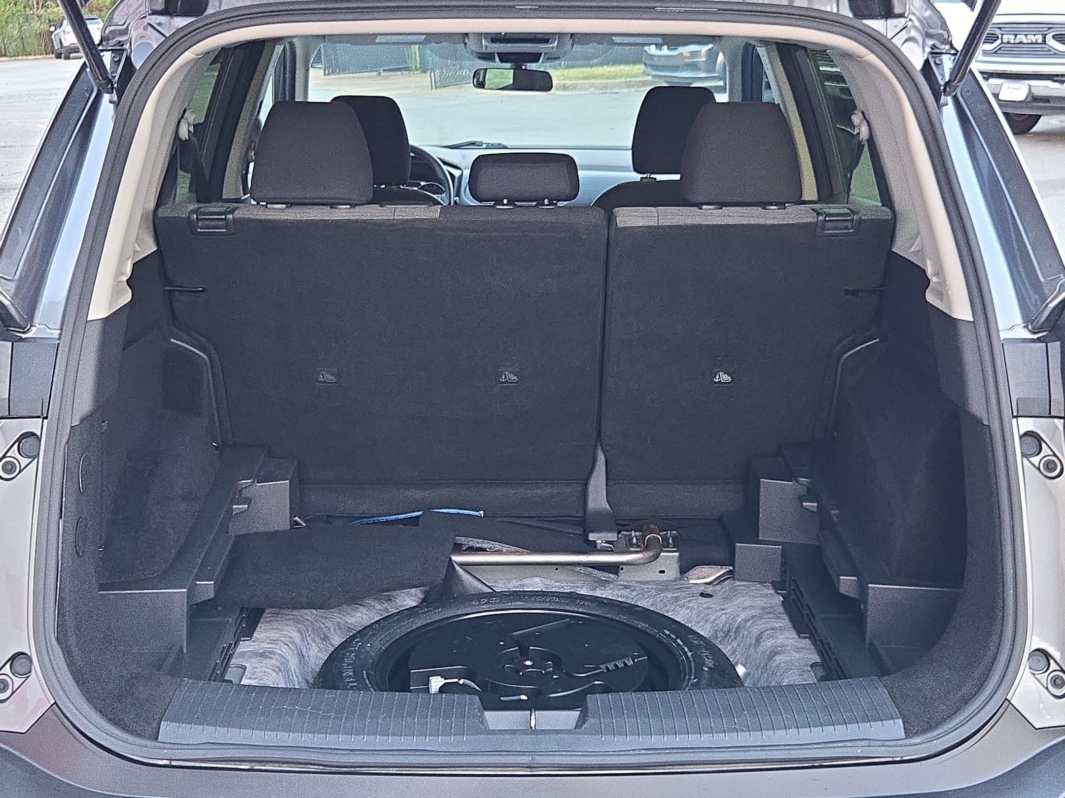 Used 2023 Nissan Rogue SV FWD image 18