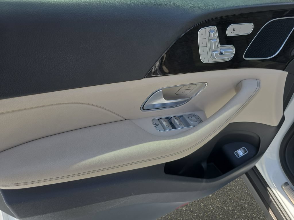 Used 2020 Mercedes-Benz GLE 350 image 27
