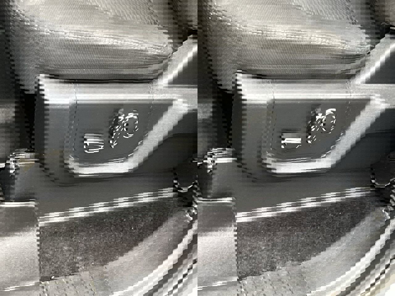 Used 2016 Ford F150 XLT w/ Equipment Group 302A Luxury image 11