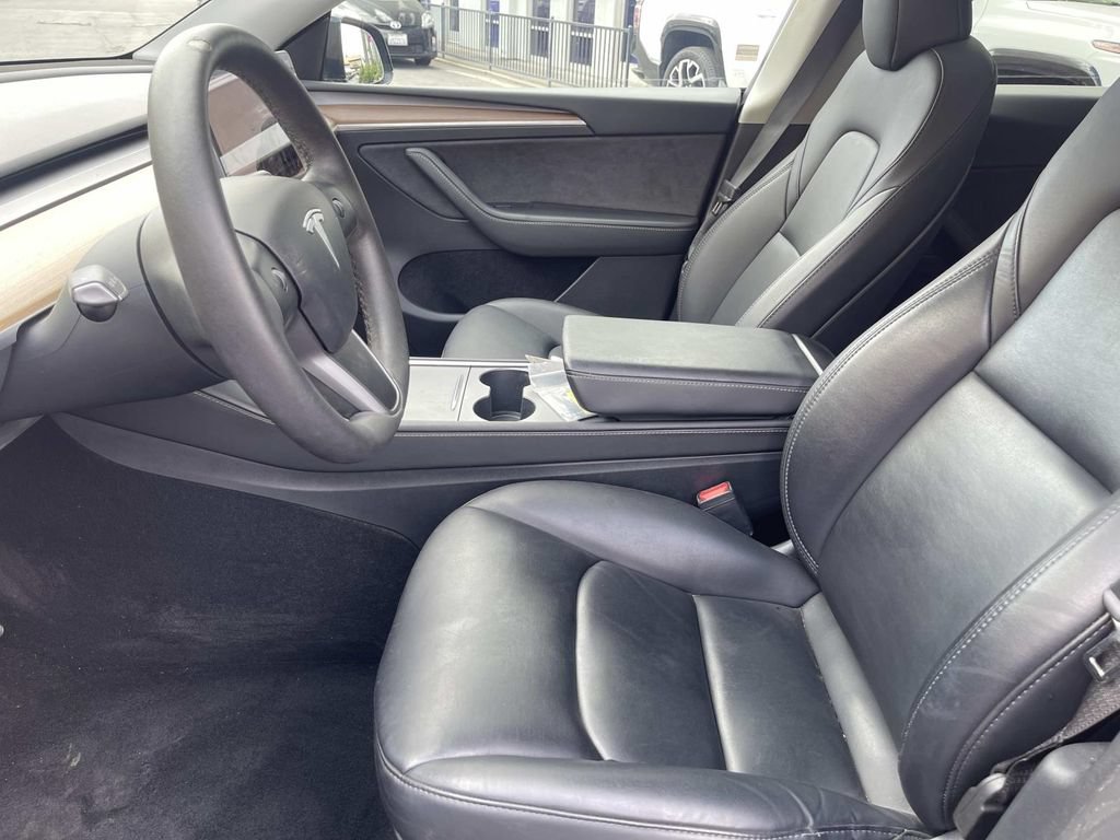 Used 2024 Tesla Model Y Long Range AWD/4WD image 14