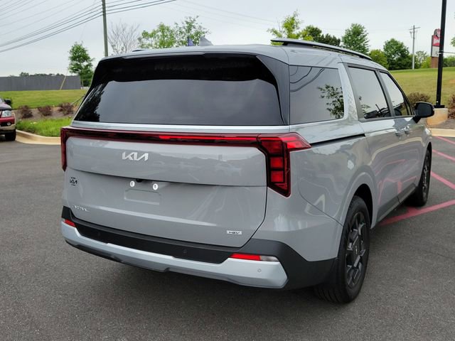 Used 2026 Kia Carnival EX FWD image 4