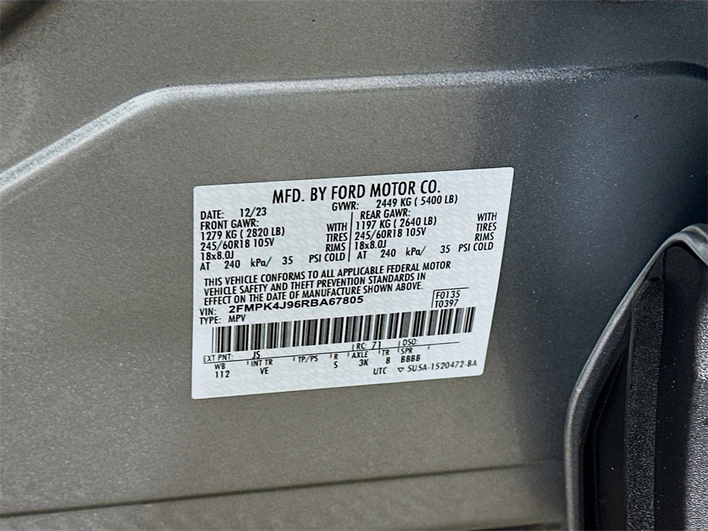 Used 2024 Ford Edge SEL image 35