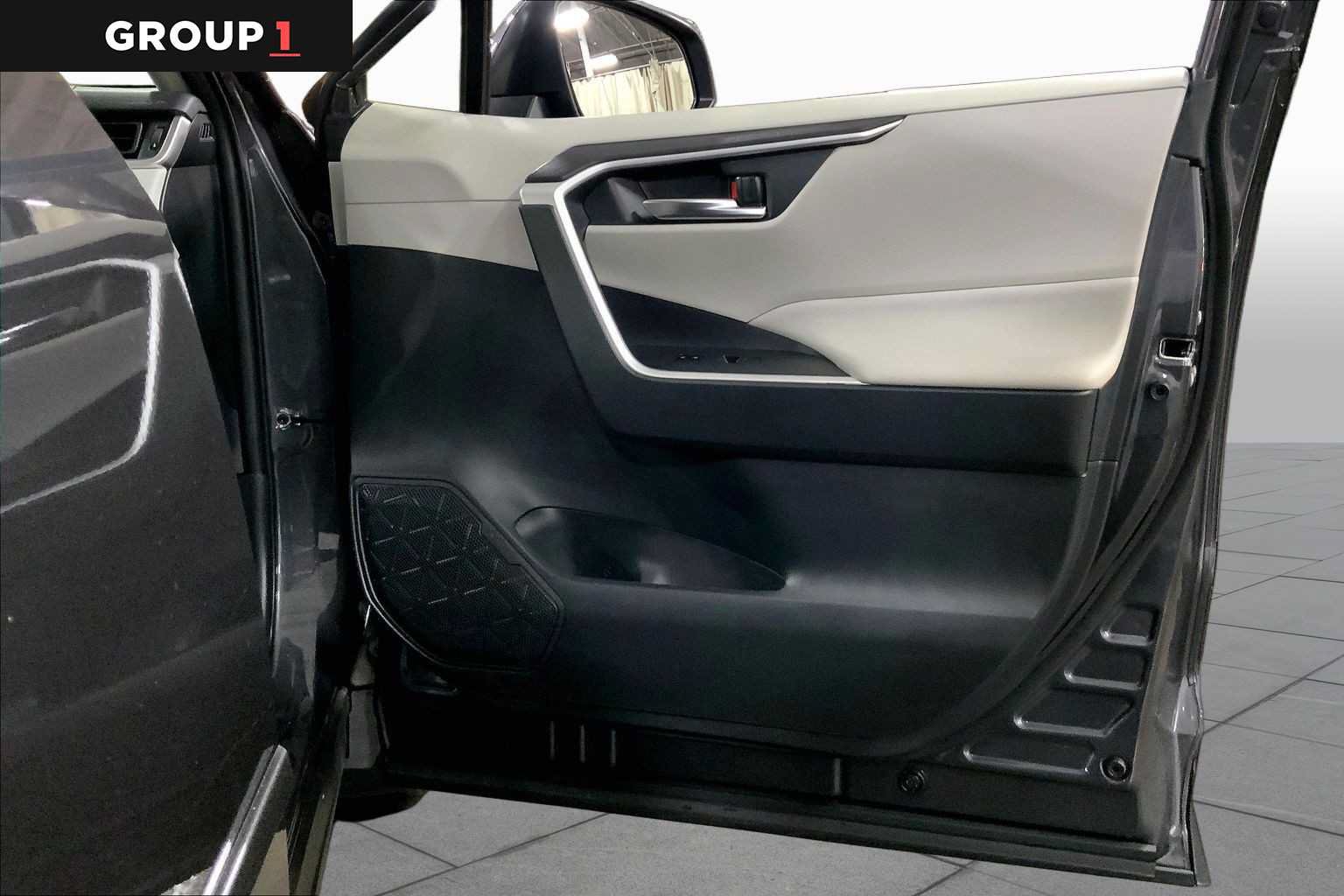 Certified 2025 Toyota RAV4 XLE w/ Weather Package AWD/4WD image 23