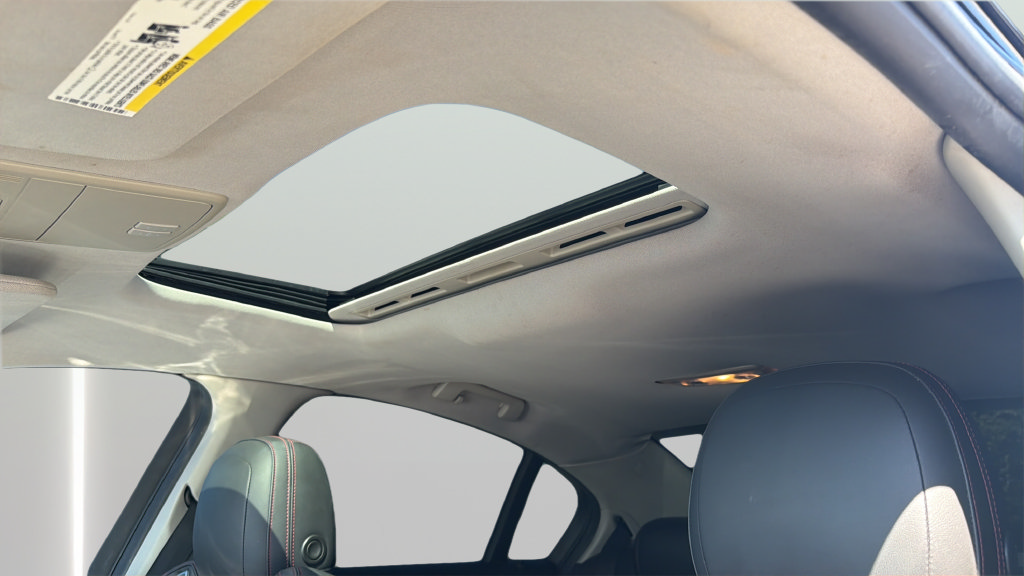 Used 2014 Chevrolet SS RWD image 19