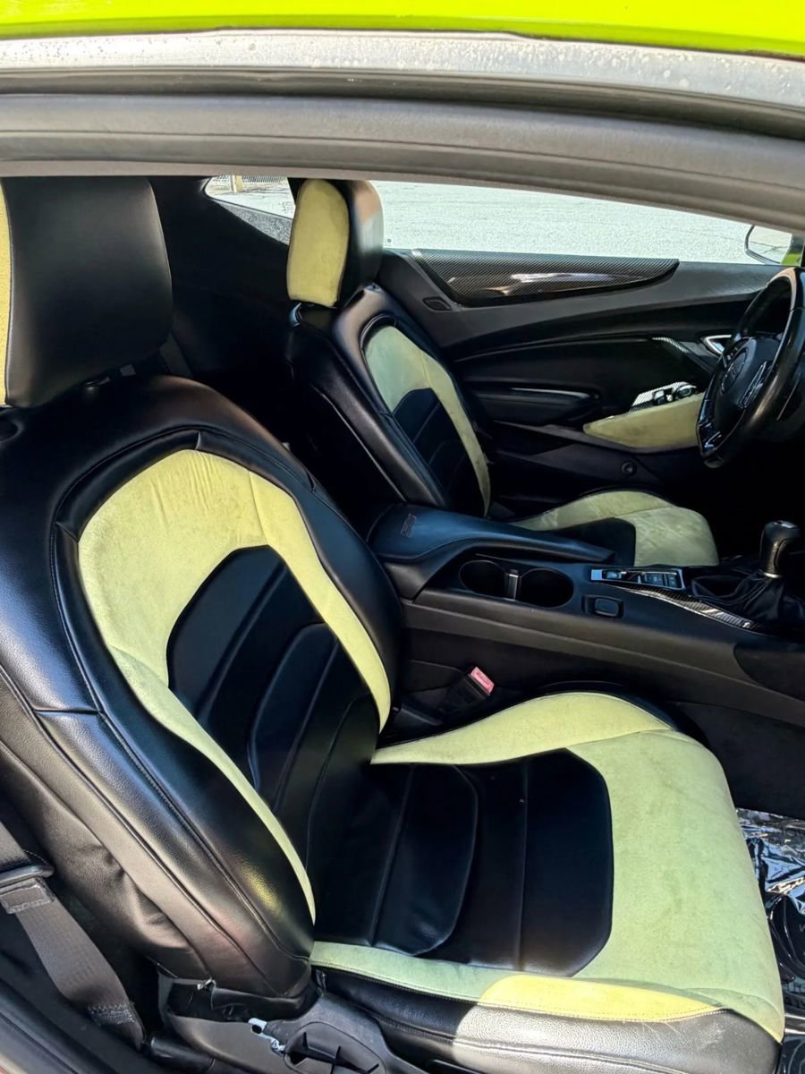 Used 2016 Chevrolet Camaro SS image 15