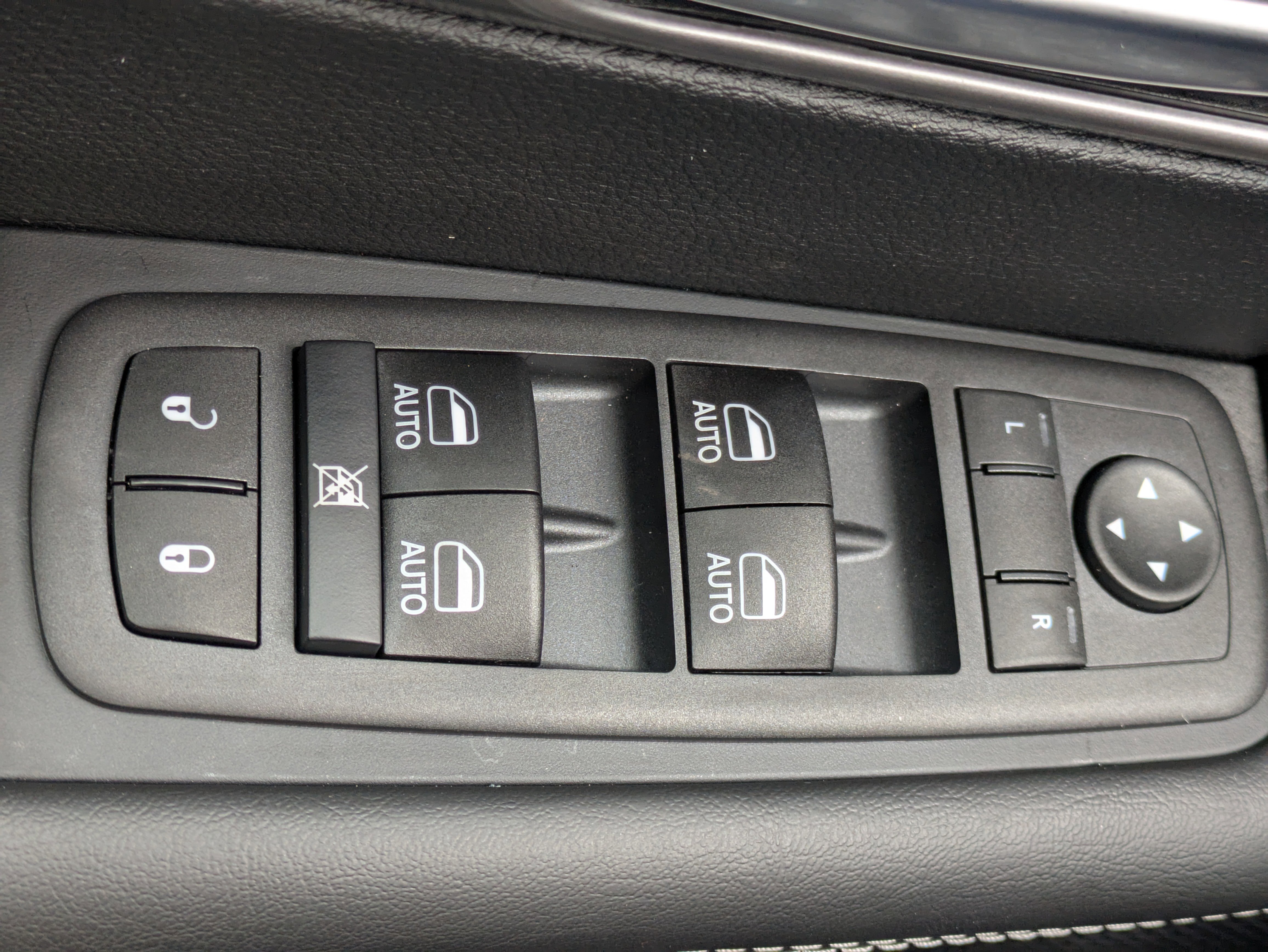 New 2026 Chrysler Pacifica Select image 22