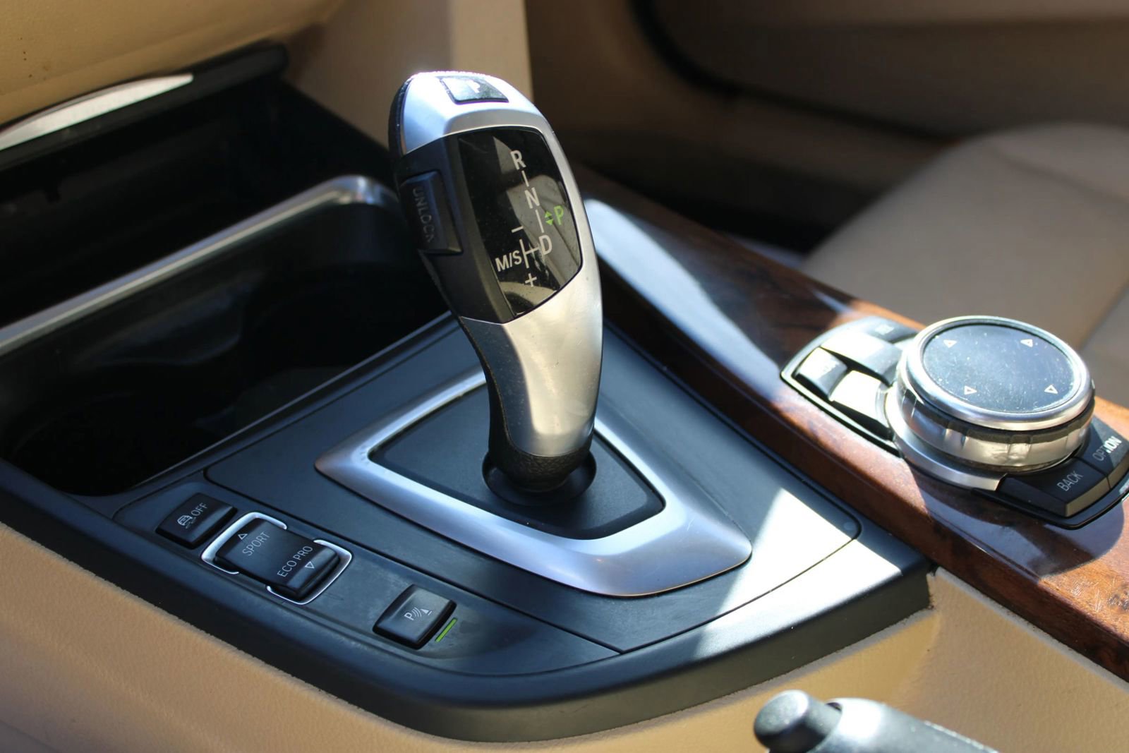 Used 2014 BMW 328i Sedan RWD image 7