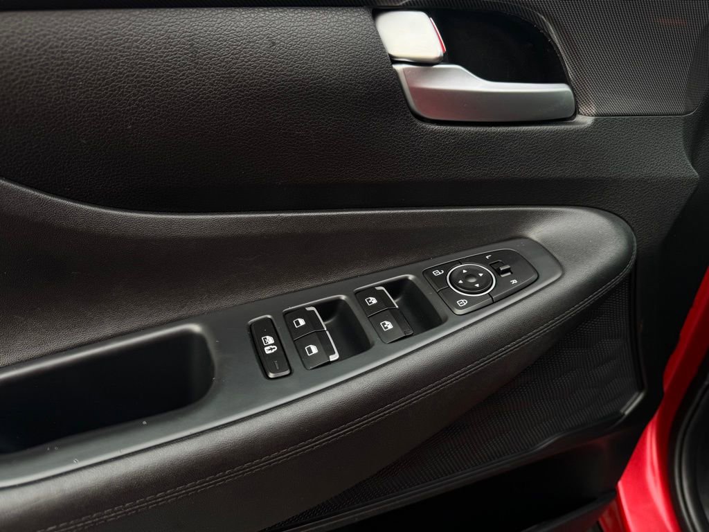 Used 2023 Hyundai Santa Fe SEL image 19