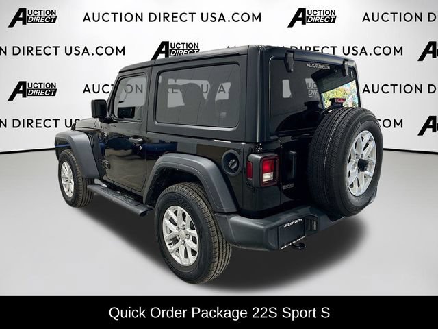 Used 2023 Jeep Wrangler Sport AWD/4WD image 5