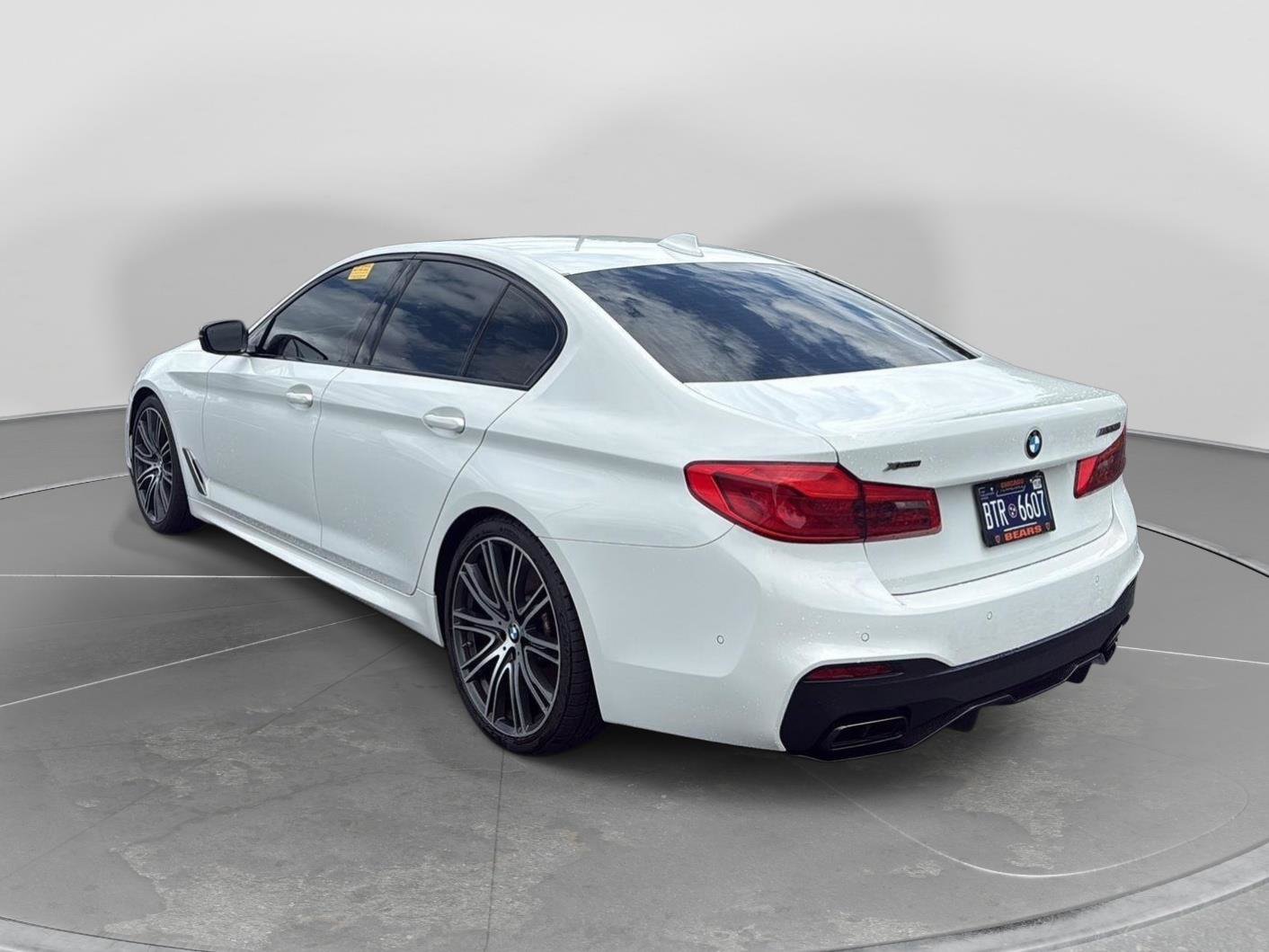 Used 2019 BMW M550i xDrive w/ Premium Package 2 AWD/4WD image 3
