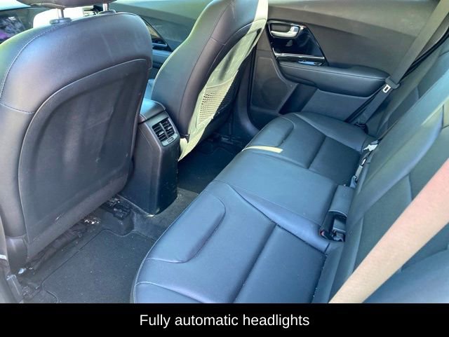 Used 2022 Kia Niro Touring Special Edition FWD image 12
