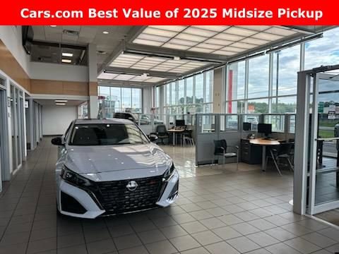 New 2025 Nissan Frontier PRO-4X w/ Interior Protection Package image 37