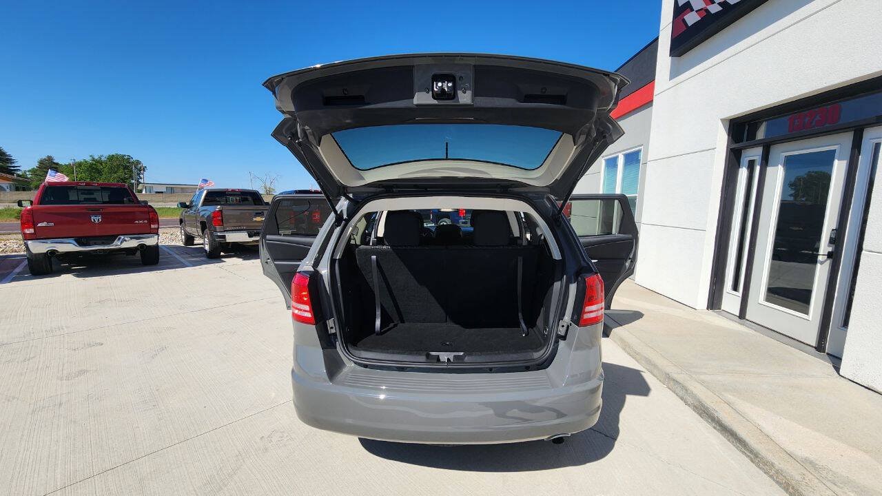 Used 2019 Dodge Journey SE FWD image 24