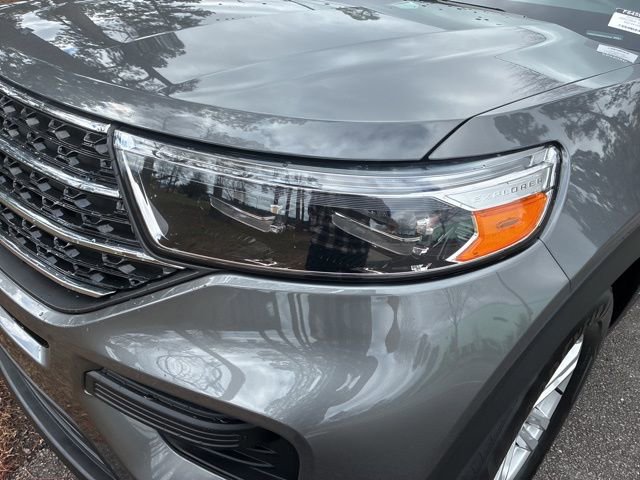Used 2022 Ford Explorer XLT image 10