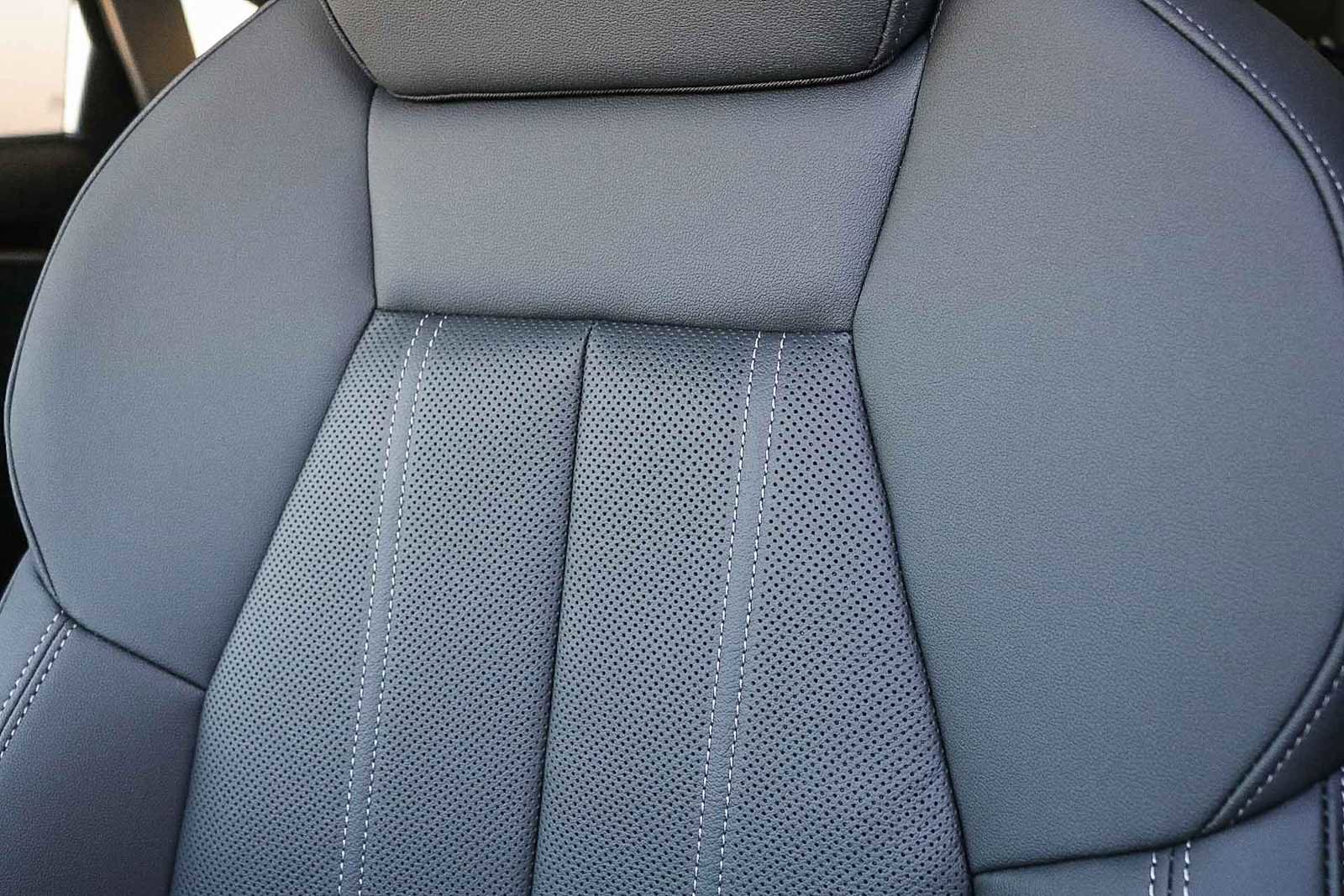 New 2025 Audi Q5 Premium Plus image 36