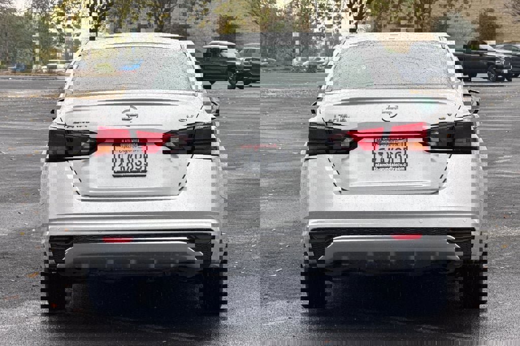 Used 2023 Nissan Altima 2.5 SV image 5