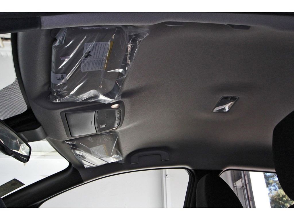 New 2024 Nissan Leaf SV Plus image 19