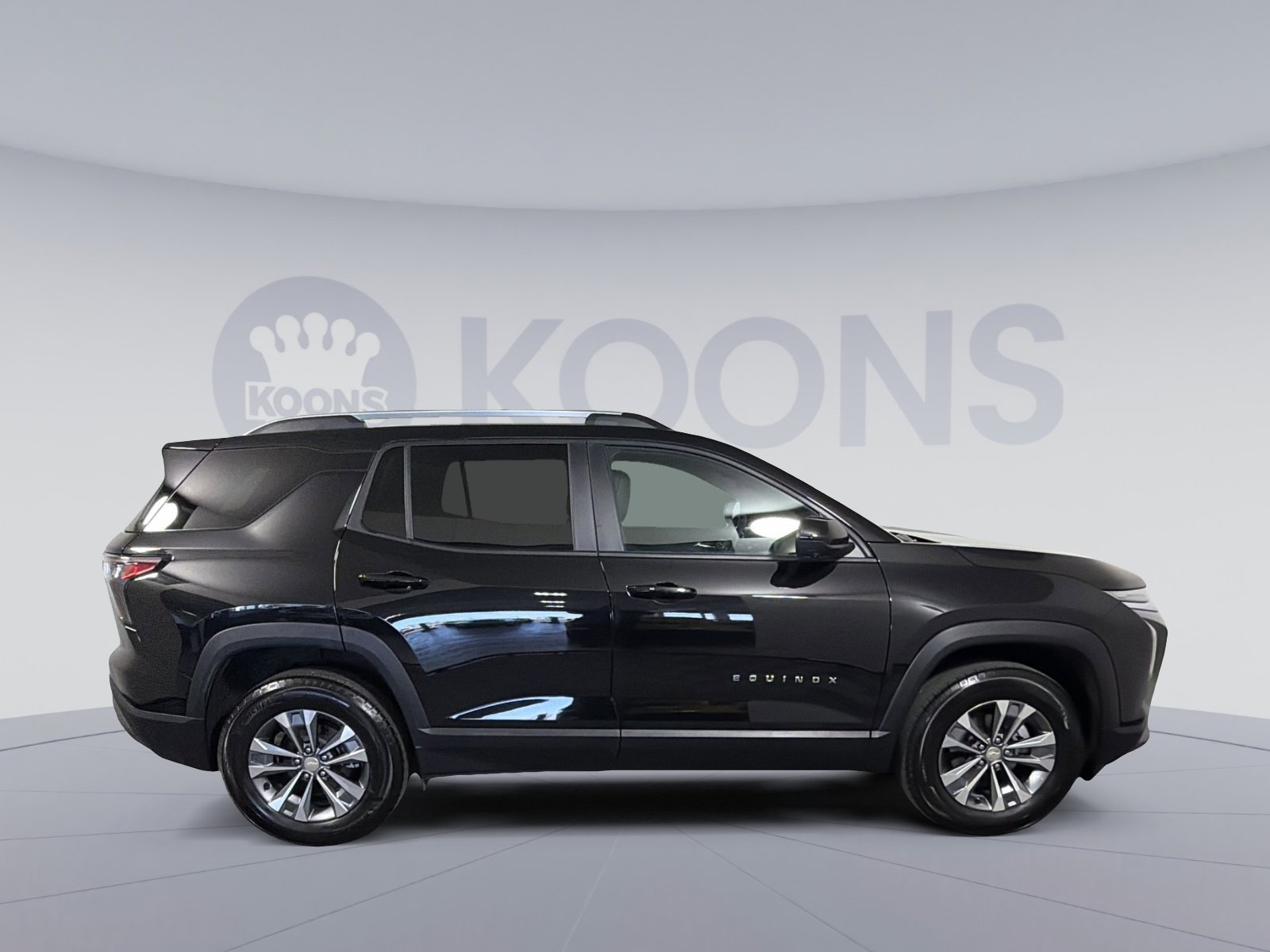 Used 2026 Chevrolet Equinox LT w/ Convenience Package II image 8