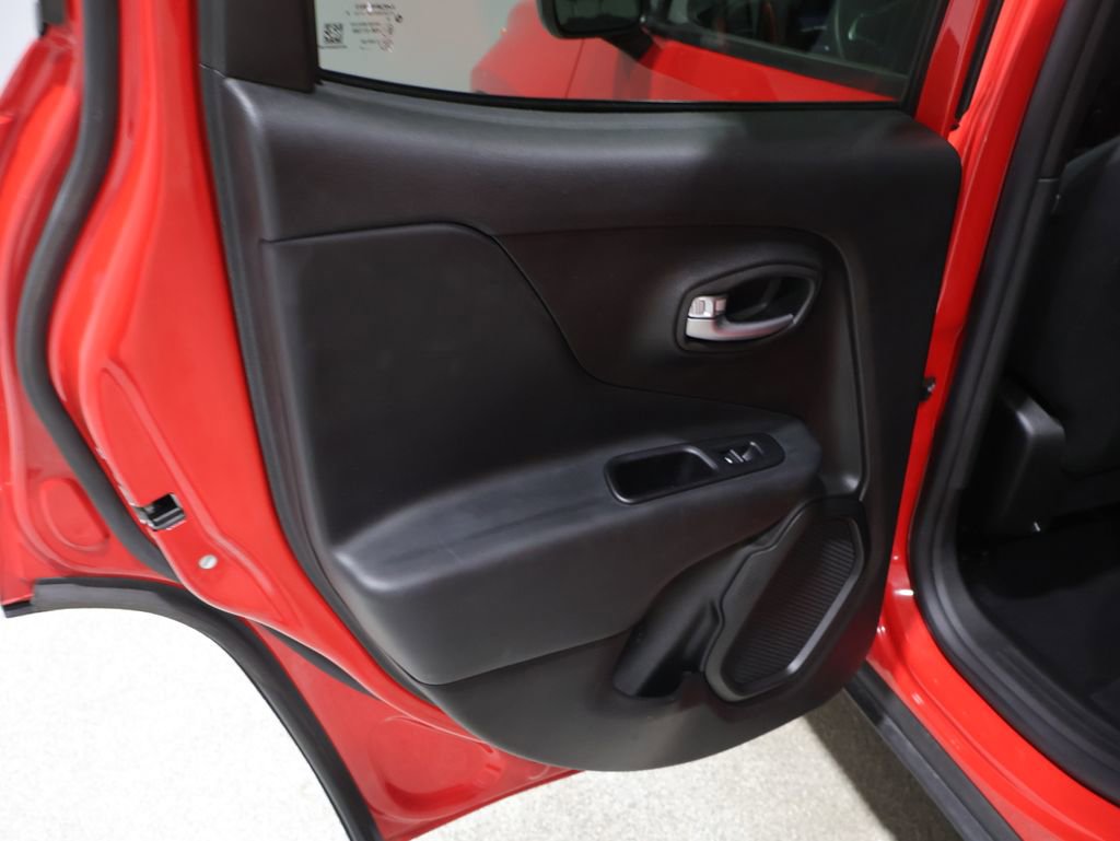 Used 2019 Jeep Renegade Trailhawk w/ LED Lighting Group image 19