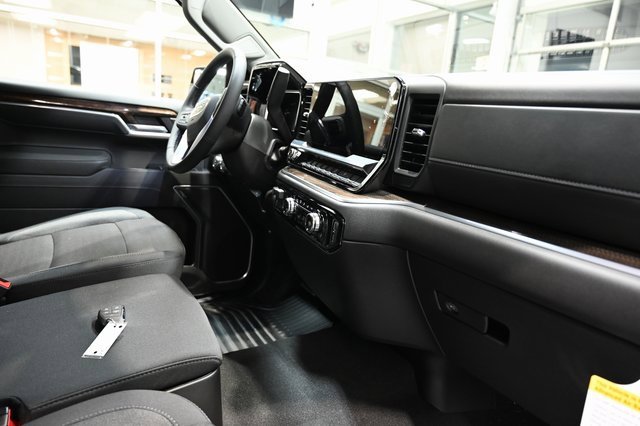 New 2026 GMC Sierra 1500 Elevation image 14