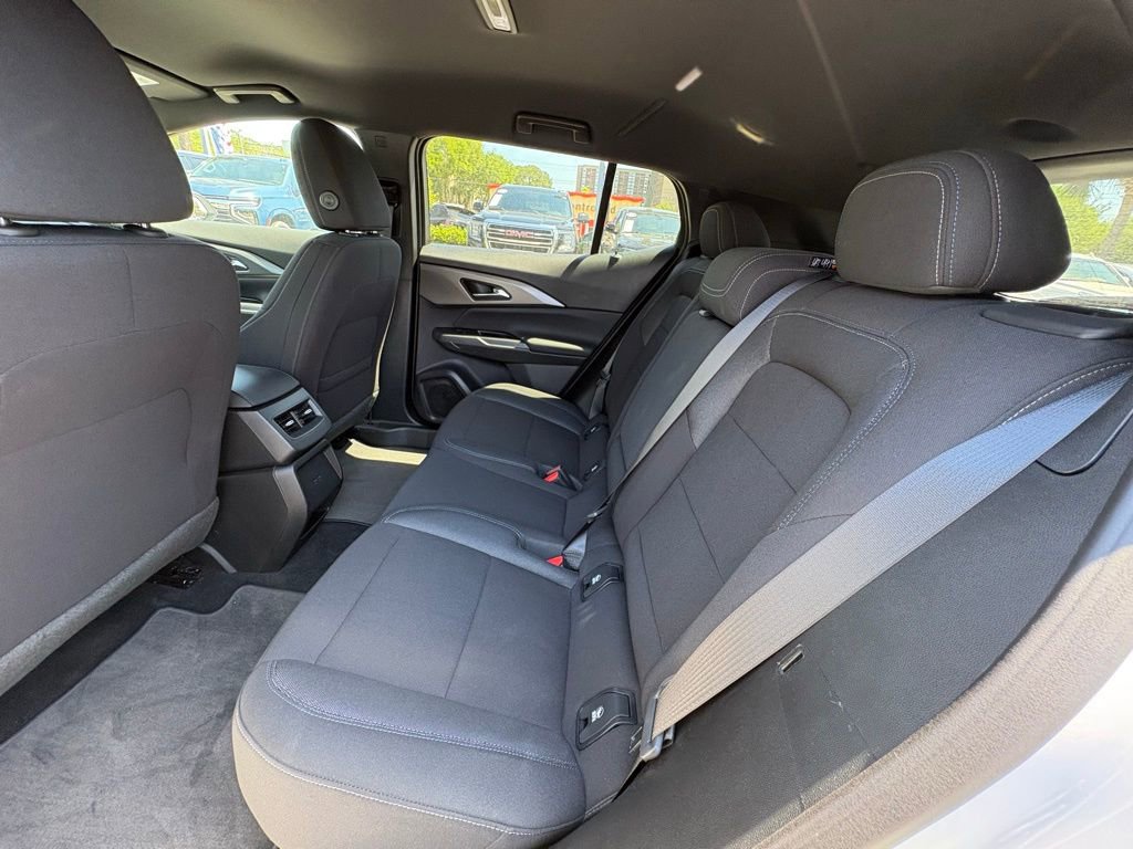 Used 2026 Chevrolet Equinox EV LT FWD image 14