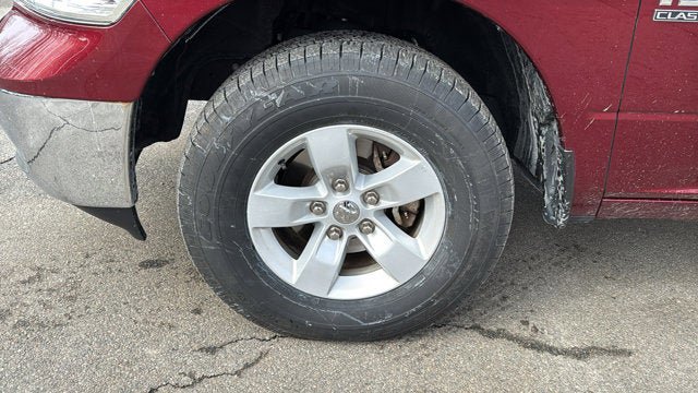 Used 2020 RAM 1500 Classic SLT AWD/4WD image 11