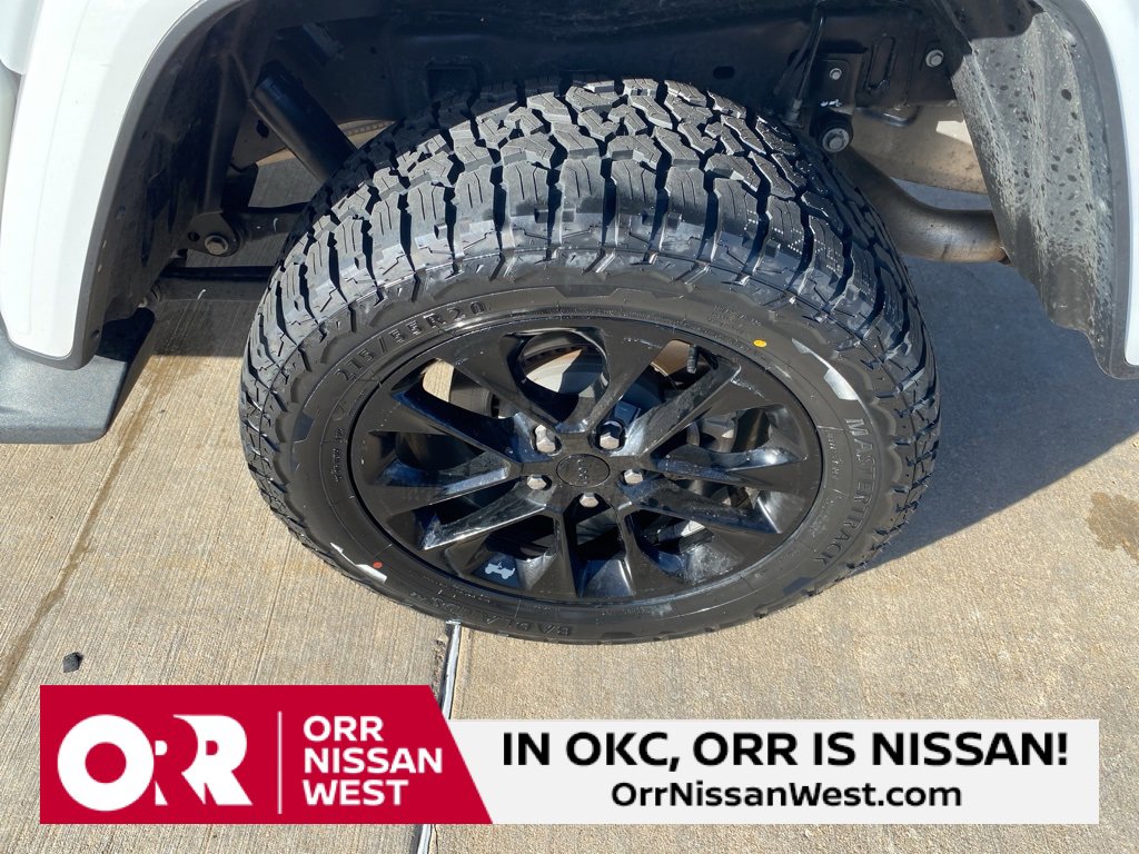 Used 2023 Jeep Gladiator Overland image 9