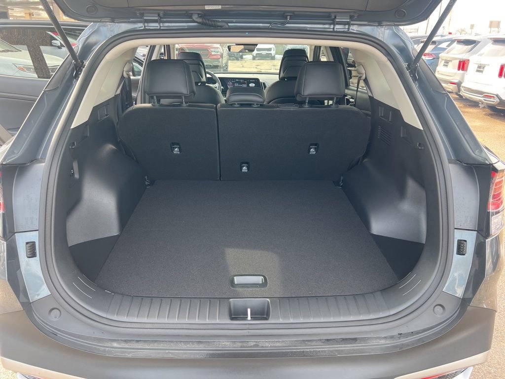 Certified 2025 Kia Sportage EX image 11