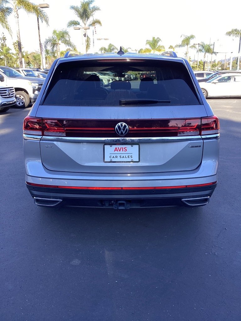 Used 2025 Volkswagen Atlas SEL image 8