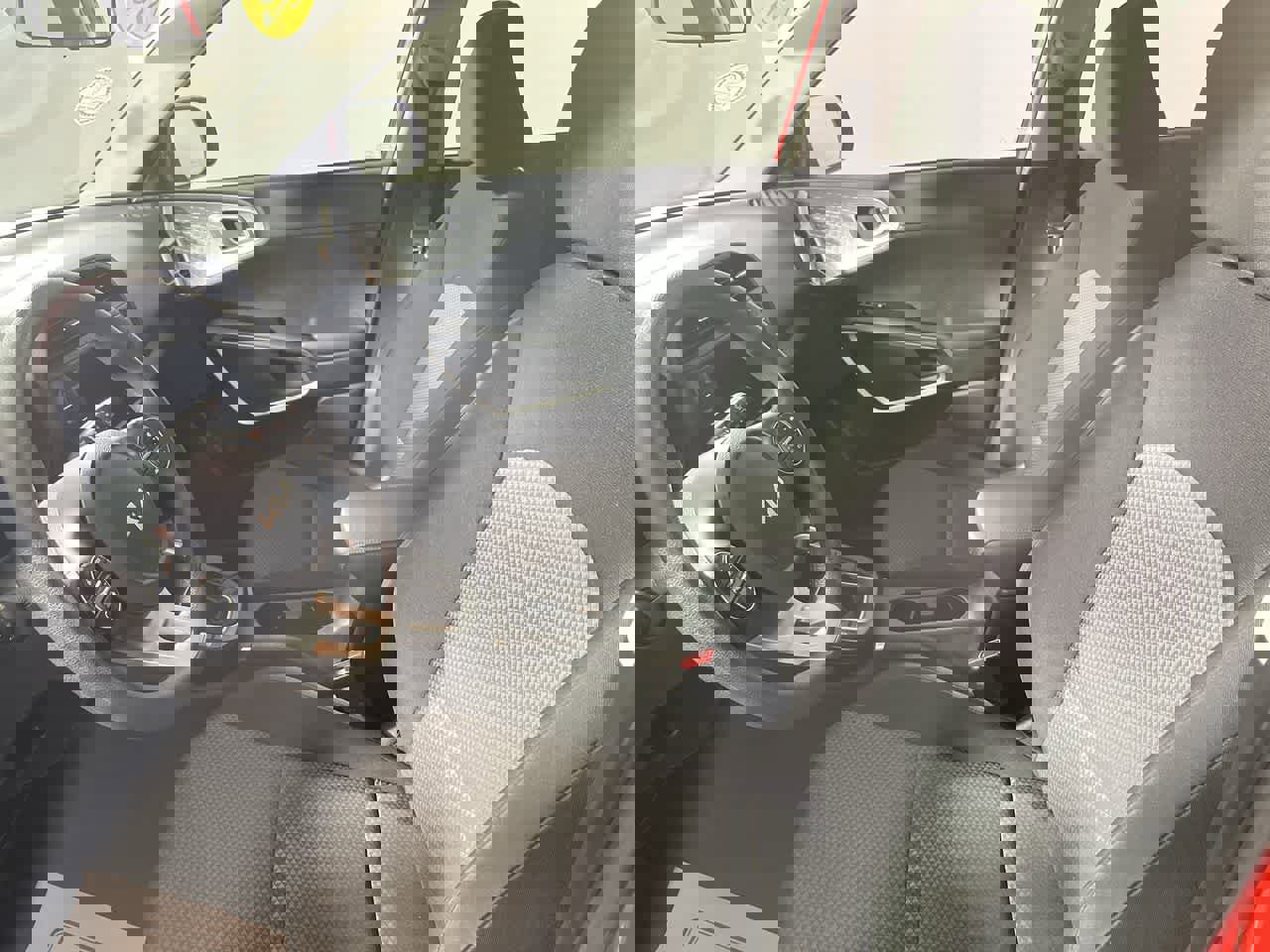 Used 2023 Kia Soul LX w/ LX Technology Package image 15