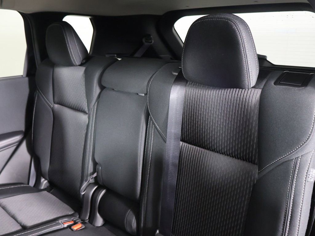 New 2026 Mitsubishi Outlander ES image 32
