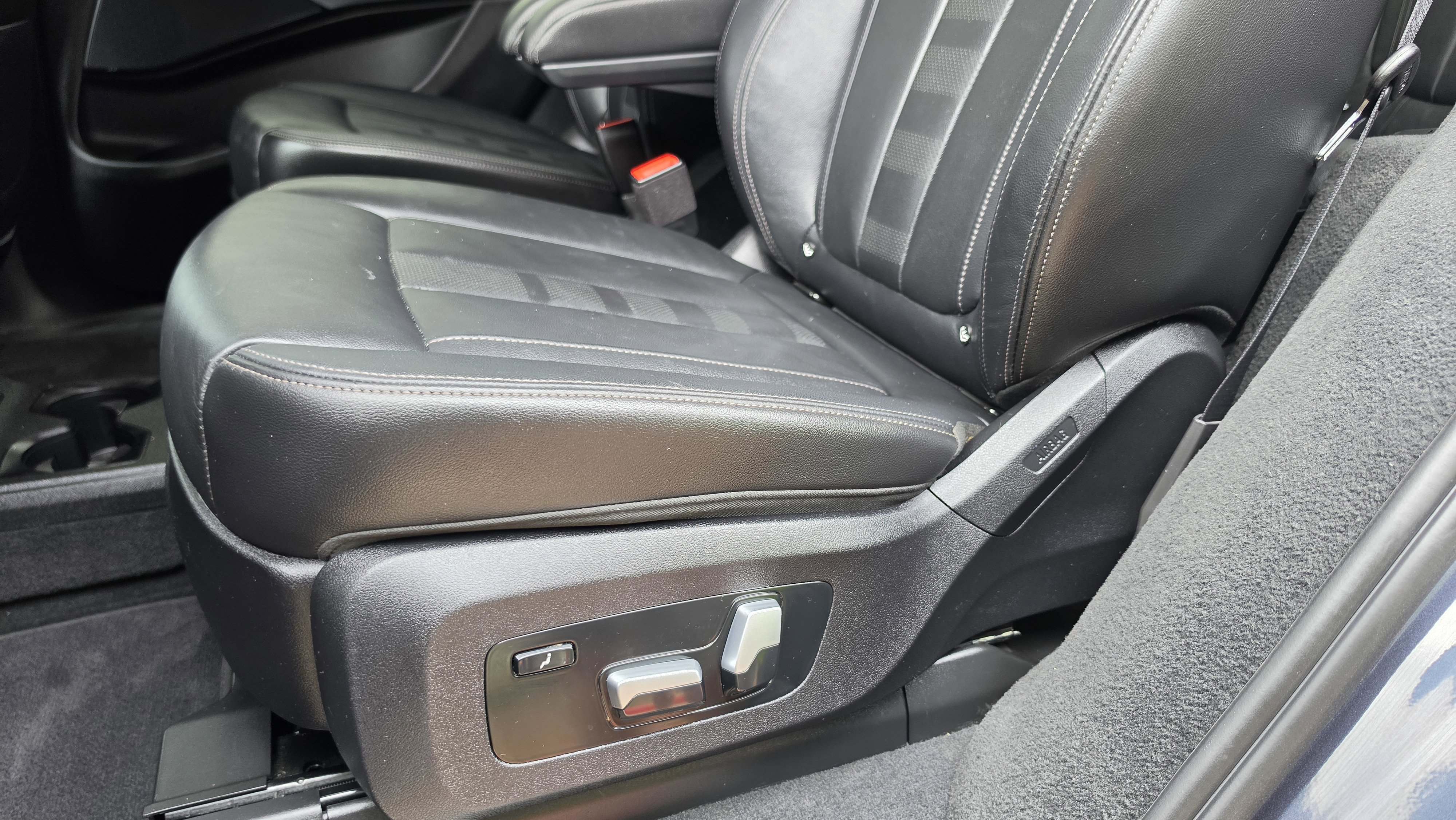 Used 2022 BMW X7 xDrive40i w/ Premium Package image 24