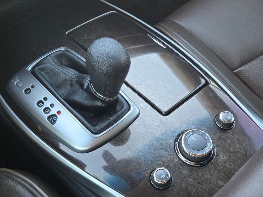 Used 2014 INFINITI QX60 AWD w/ Premium Package image 30